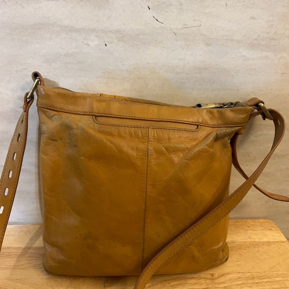 Hobo Drifter, a leather crossbody bag vintage-style smooth leather - Picture 4 of 16